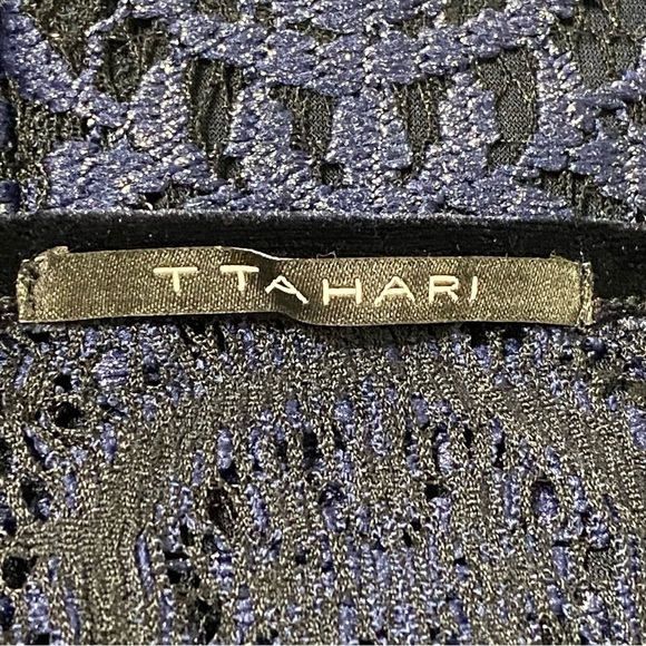 T Tahari Blue Metallic Lace Velvet Dress Sheath Boat Neck Size Medium - Picture 6 of 8